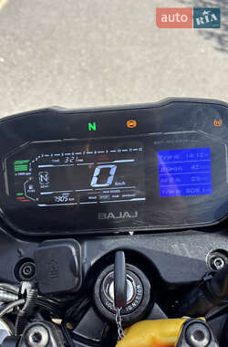 Мотоцикл Классік Bajaj Pulsar 2025 в 