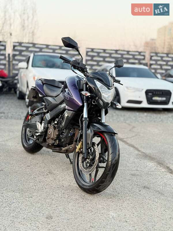 Мотоцикл Спорт-туризм Bajaj Pulsar 2016 в Киеве