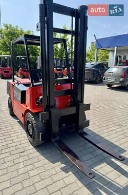 Вилочный погрузчик Balkancar DV 1792 2002 в 