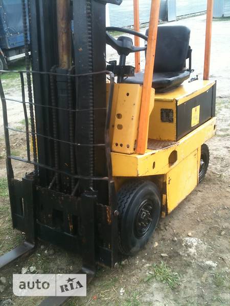Вилочный погрузчик / Штабелер Balkancar EB 2005 в Львове