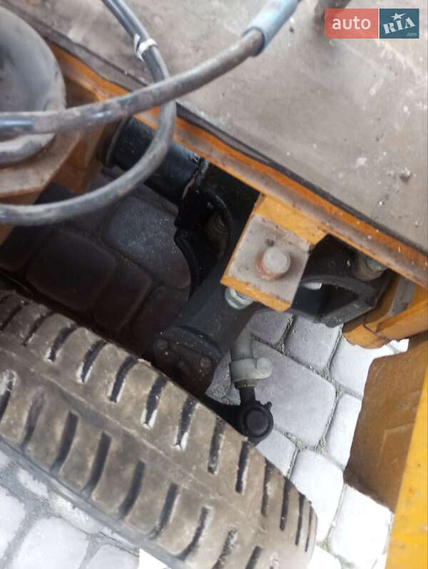 Подъемник телескопический Balkancar EB 1998 в Львове