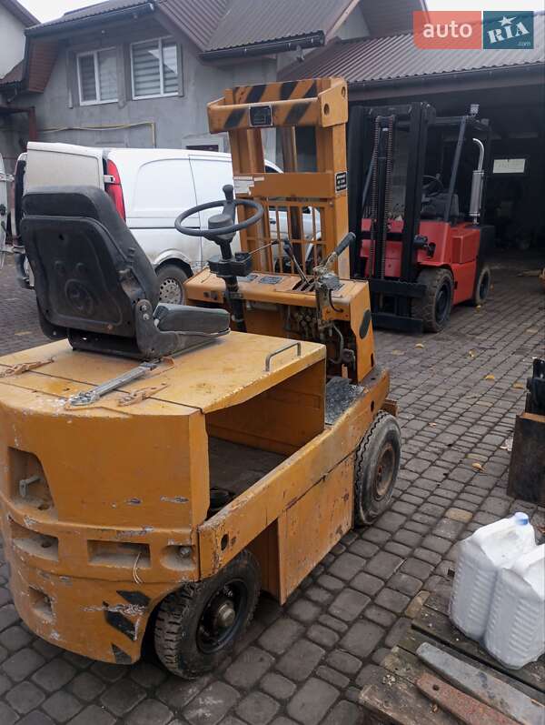 Подъемник телескопический Balkancar EB 1998 в Львове