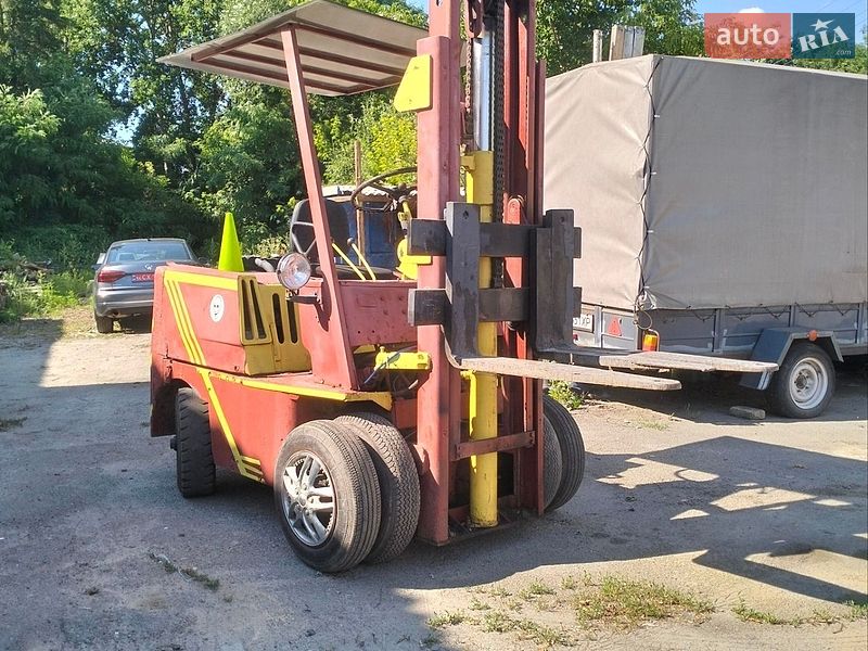 Телескопічні навантажувачі Balkancar EB 1985 в Бородянці
