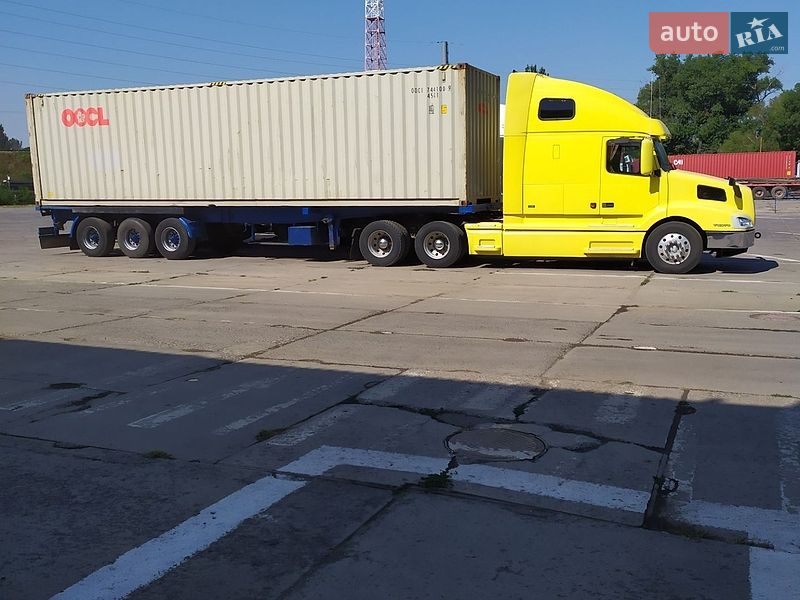 Контейнеровоз полуприцеп Bartoletti F 111P 1988 в Одессе