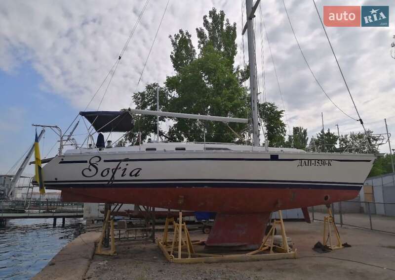 Моторна яхта Bavaria Cruiser 1999 в Миколаєві