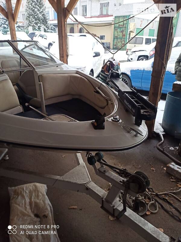 Човен Bayliner 170 1996 в Черкасах