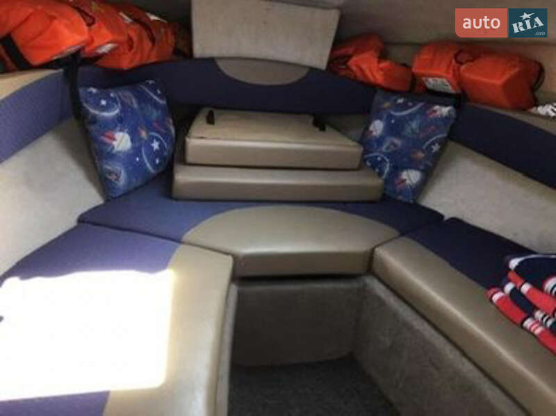 Катер Bayliner 212 2003 в Киеве