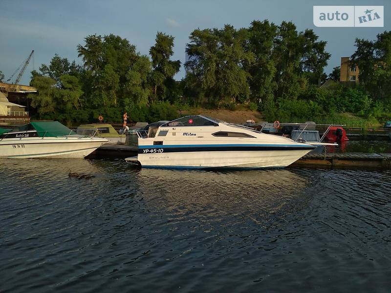 Моторная яхта Bayliner 2455 1990 в 
