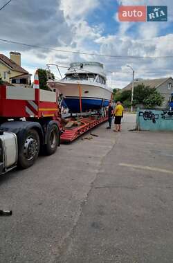 Моторна яхта Bayliner 2859 1999 в Кельменцях