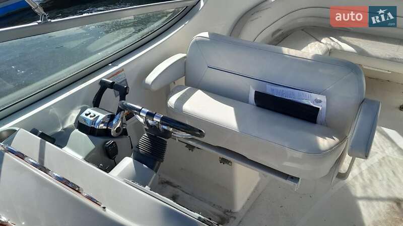Моторная яхта Bayliner 305 2008 в Киеве