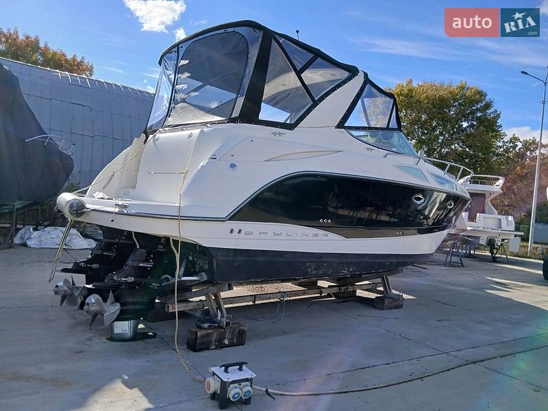 Моторная яхта Bayliner 305 2008 в Киеве