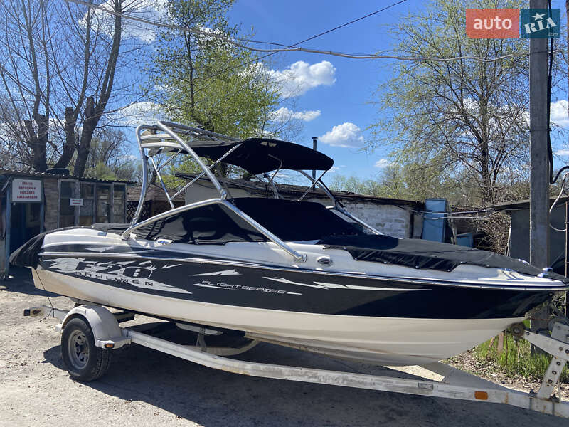 Bayliner Bowrider 2019
