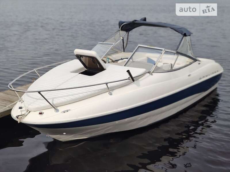 Моторна яхта Bayliner Capri 2005 в Києві