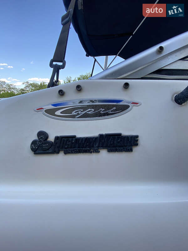 Катер Bayliner Capri 2007 в Кременчуге