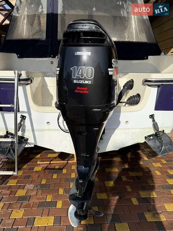 Катер Bayliner Cuddy 2005 в Дніпрі