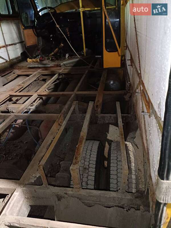 Пригородный автобус БАЗ 2114 2006 в Калиновке