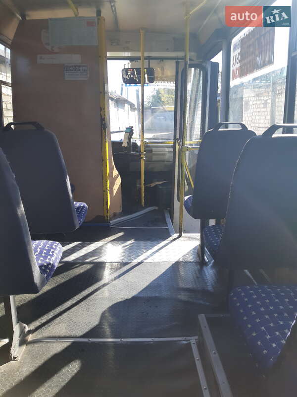 Городской автобус БАЗ 22154 2006 в Львове фото 6 Городской автобус БАЗ 22154 2006 в Львове