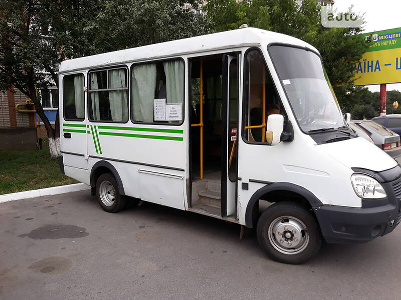 БАЗ 2215