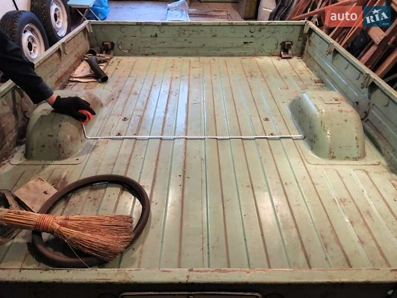Легковий причіп БАЗ 8142 1992 в Ніжині