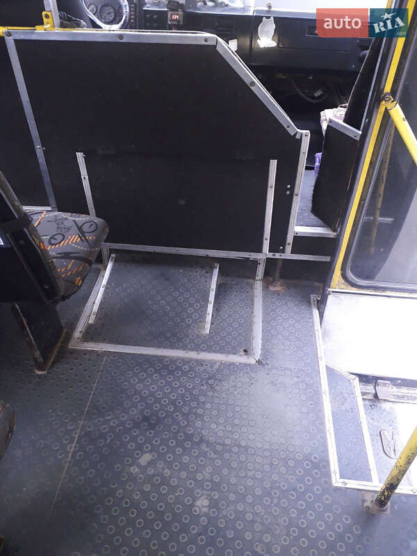 Городской автобус БАЗ БАЗ 2006 в Луцке