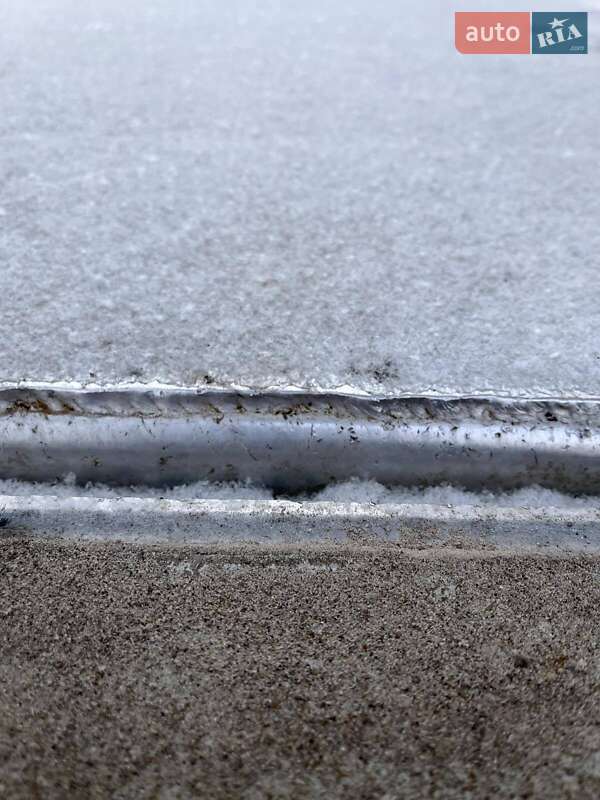 Зерновоз - напівпричіп Benalu Benalu 2008 в Шептицькому