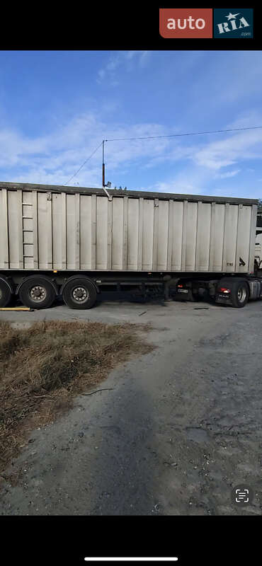 Самоскид напівпричіп Benalu Benalu 2002 в Вінниці