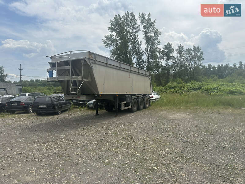 Самосвал полуприцеп Benalu Benalu 2004 в Тячеве