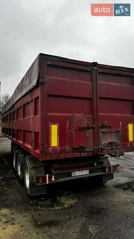 Зерновоз - напівпричіп Benalu Benalu 1999 в Славуті