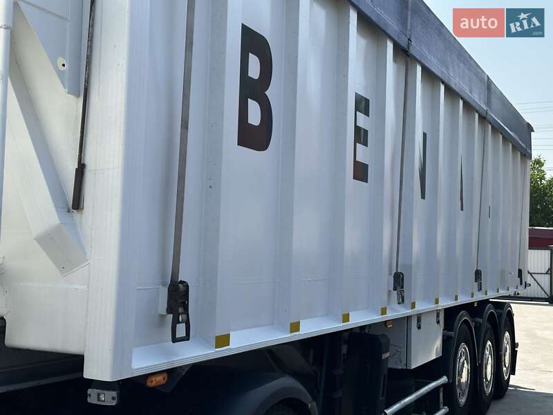 Самоскид напівпричіп Benalu Benalu 2002 в Рівному