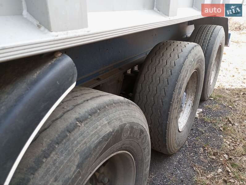 Самоскид напівпричіп Benalu Benalu 2003 в Вінниці