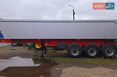 Самосвал полуприцеп Benalu Benalu 2010 в Луцке