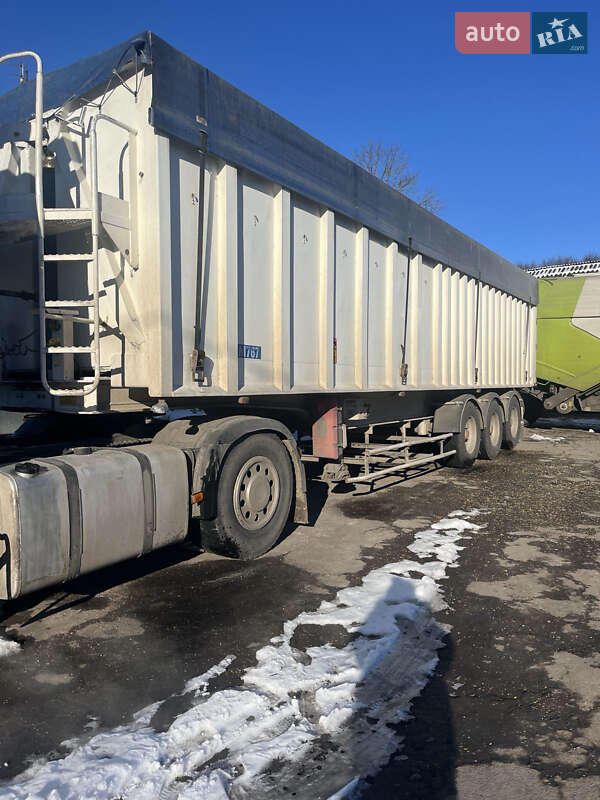 Зерновоз - напівпричіп Benalu TF34C1 1998 в 