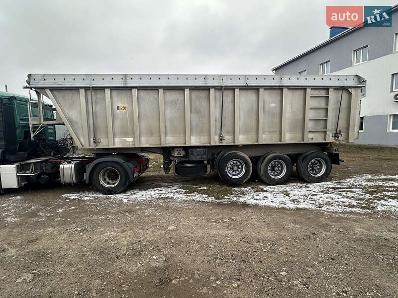 Самосвал полуприцеп Benalu TF34C1 2000 в Харькове