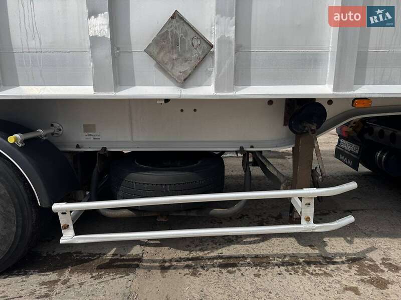 Самосвал полуприцеп Benalu TF34C1 2000 в Броварах