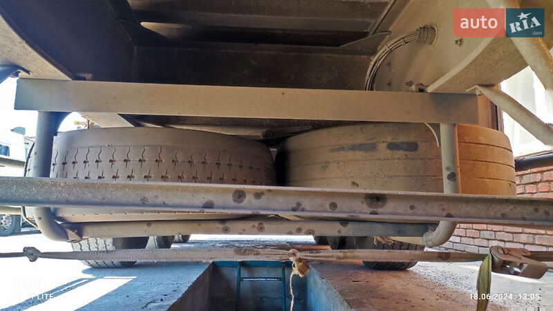 Самоскид напівпричіп Benalu TF34C1 1999 в Миколаєві