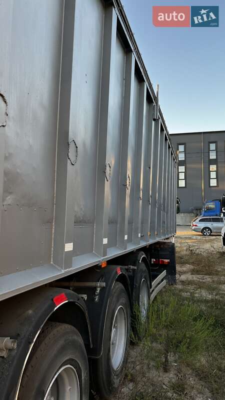 Самосвал полуприцеп Benalu TF34C1 1998 в Киеве