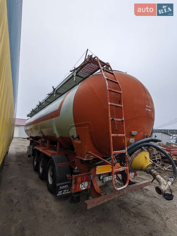 Цистерна полуприцеп Benalu TF 1992 в Кременчуге