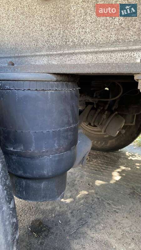 Самосвал полуприцеп Benalu TX 2001 в Шполе