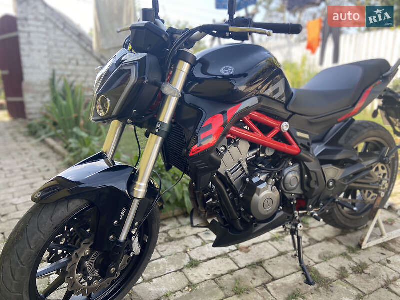 Мотоцикл Классик Benelli 302S 2019 в Луцке