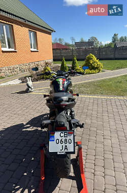 Мотоцикл Без обтекателей (Naked bike) Benelli 302S 2020 в 