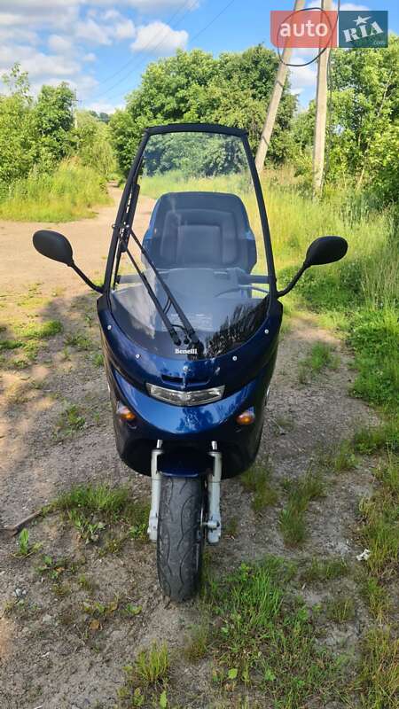 Скутеры с кабиной Benelli Adiva 2002 в 