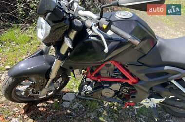 Мотоцикл Без обтекателей (Naked bike) Benelli TNT 25 2018 в 