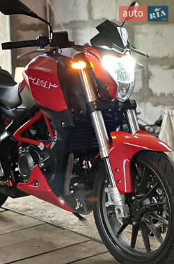 Мотоцикл Без обтекателей (Naked bike) Benelli TNT 25 2018 в 