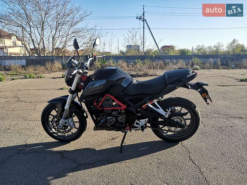 Мотоцикл Без обтекателей (Naked bike) Benelli TNT 25 2017 в Николаеве