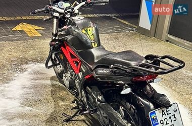 Мотоцикл Без обтекателей (Naked bike) Benelli TNT 300 2018 в Днепре фото 4 Мотоцикл Без обтекателей (Naked bike) Benelli TNT 300 2018 в Днепре