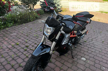 Мотоцикл Без обтекателей (Naked bike) Benelli TNT 302S 2019 в 