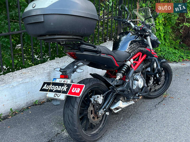 Мотоцикл Без обтекателей (Naked bike) Benelli TNT 302S 2020 в Киеве