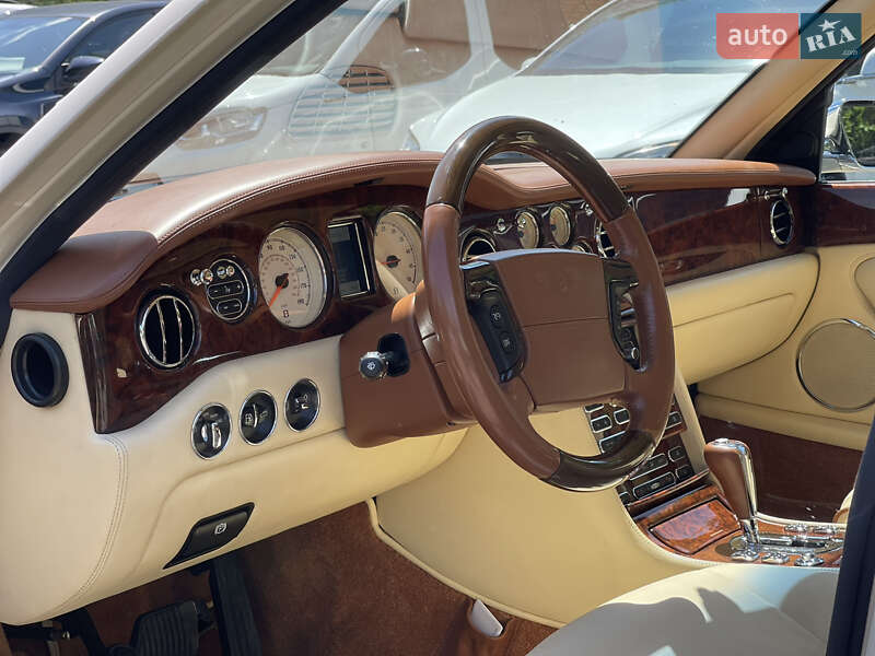 Седан Bentley Arnage 2007 в Киеве