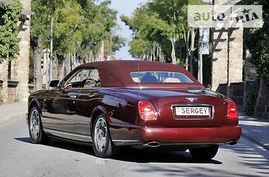 Кабриолет Bentley Azure 2007 в 