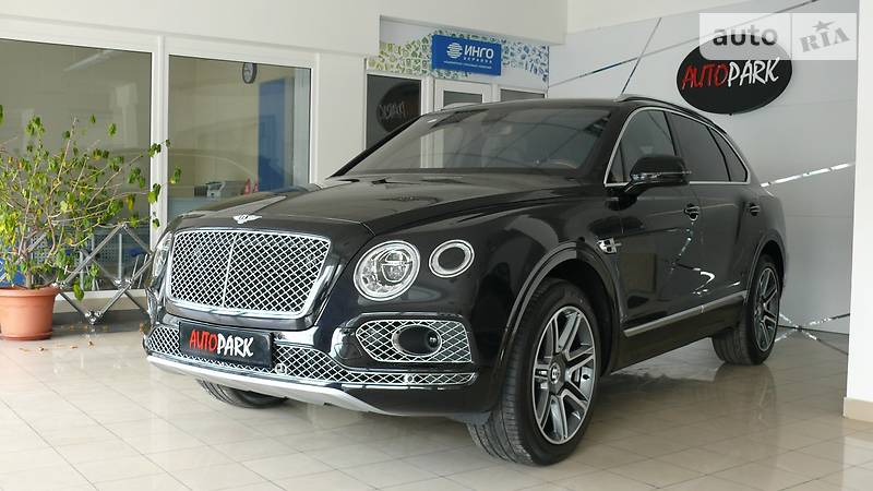 Bentley Bentayga 2017 года